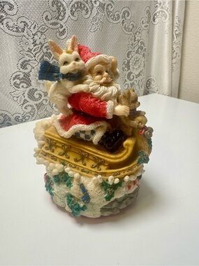Vintage Fitz and Floyd Musical Santa on Sleigh Figurine- Sleigh Bells Ringing
